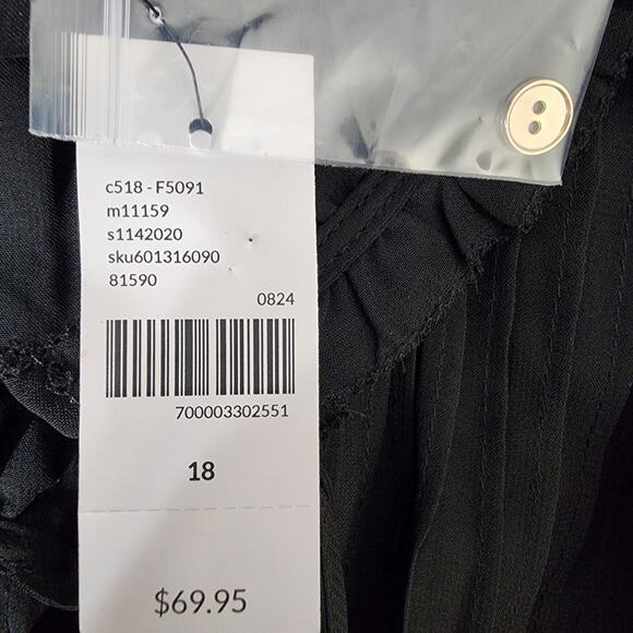 NWT Lane Bryant Womens Split Neck Popover Blouse Black Sheer Ruffle Pleated 18 - Picture 8 of 14